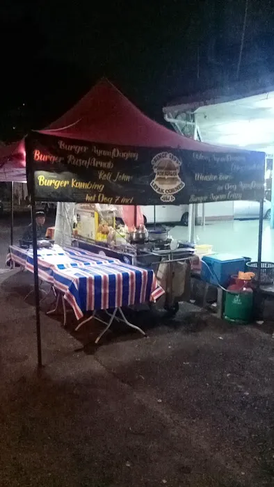Adieburger corner usj 1 Picture 9