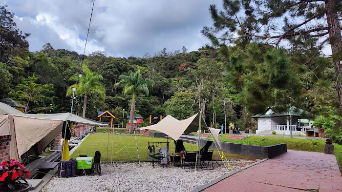 Parit Falls Campsite Picture 1