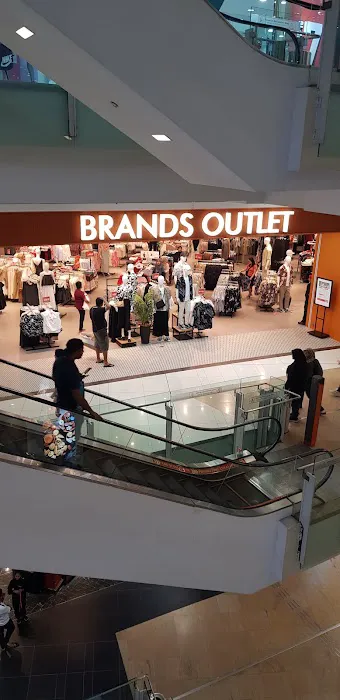 Mega Mall Picture 3