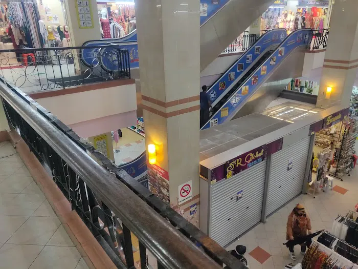 City One Plaza Jln Munshi Abdullah Picture 8