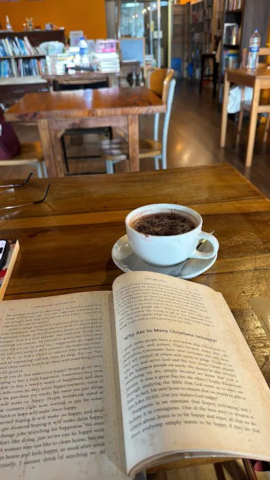The Biblio Bookcafe Picture 5