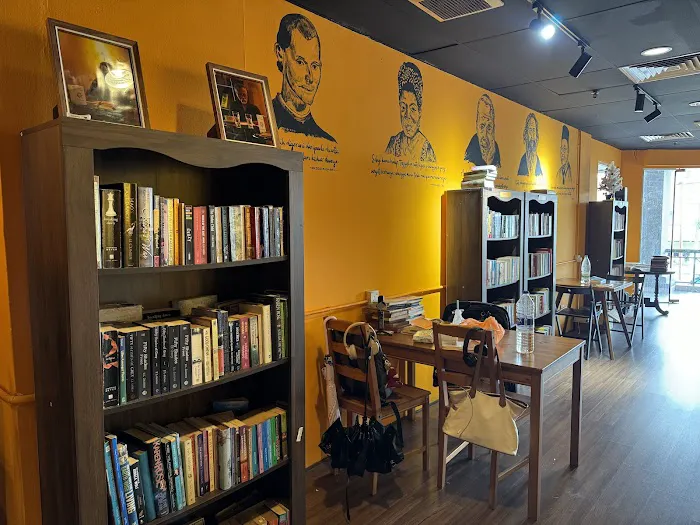 The Biblio Bookcafe Picture 4