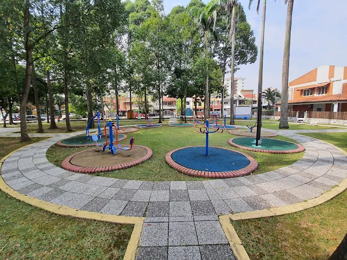 Taman Rainbow Park Picture 5