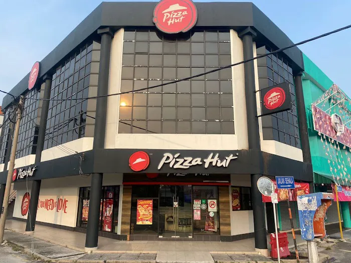 Pizza Hut Restaurant Kuala Selangor Picture 9