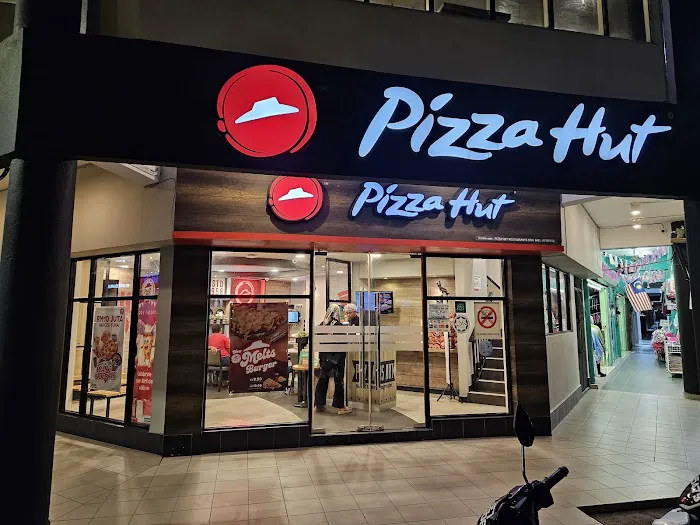 Pizza Hut Restaurant Kuala Selangor Picture 3