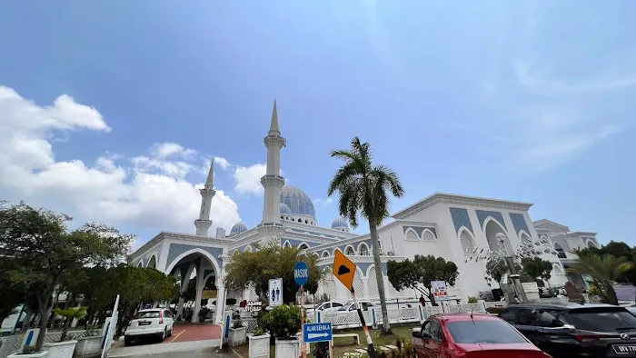 Mosque Politeknik Sultan Haji Ahmad Shah Picture 5