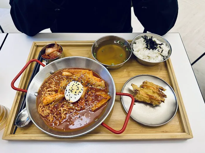 Bang Ga Bang Ga • Korean Restaurant Picture 8