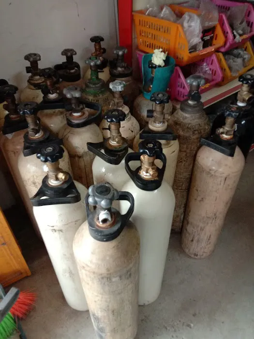 Mekasar Maju Hardware Picture 9