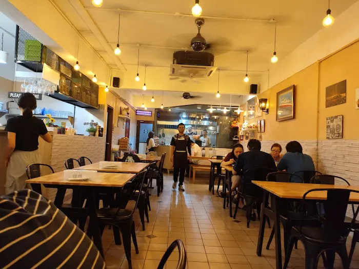 Peppercorn Cafe Picture 3
