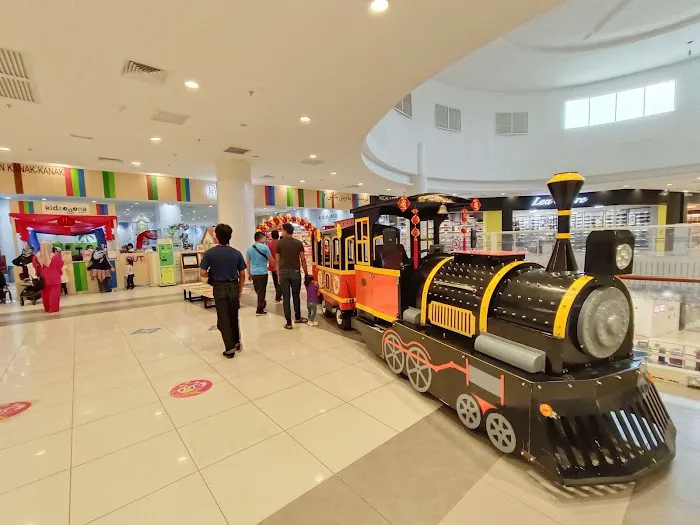 ÆON Mall Kota Bharu Picture 7