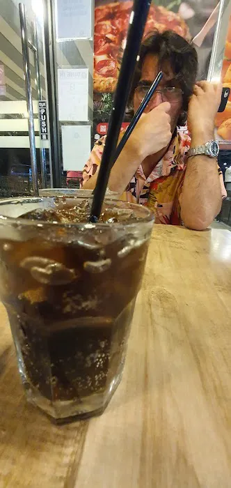 Pizza Hut Restaurant G-Orange Mall Picture 4