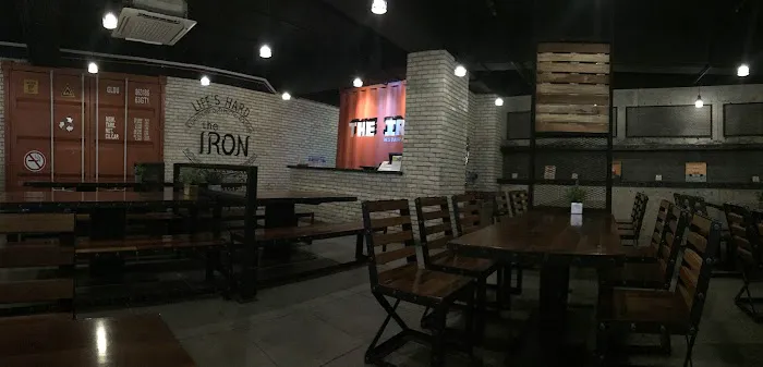 The Iron Picture 6
