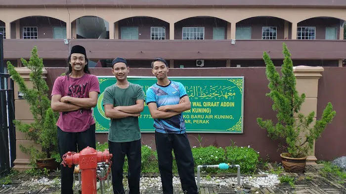 Pusat Perniagaan Air Kuning Picture 1