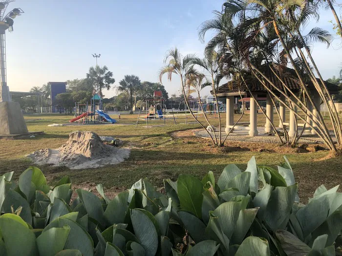 Dataran Banting Picture 10