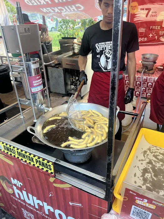 MR CHURROS (Tunjong) Picture 5