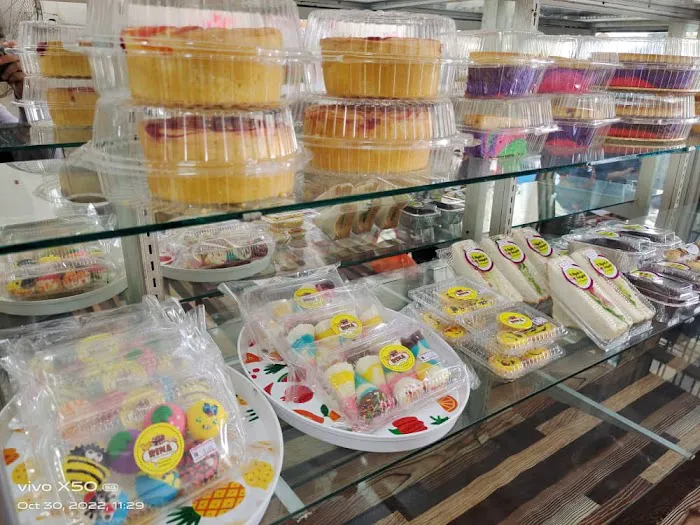 Street Desserts Cafe Picture 9