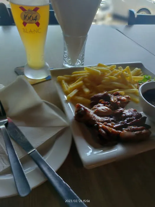 Barcode Premium Cafe & Restaurant Picture 8