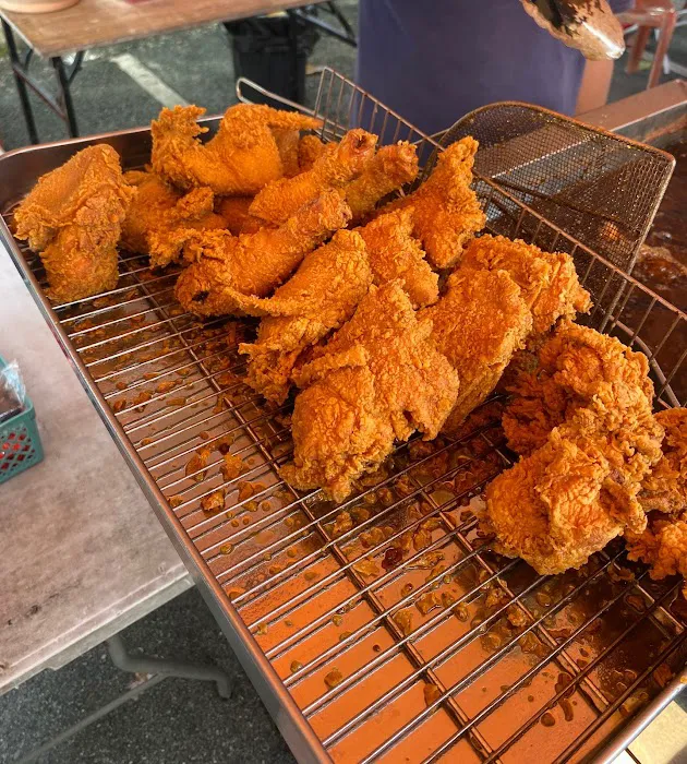 Muiz Hot Chicken Kuala Selangor Picture 1