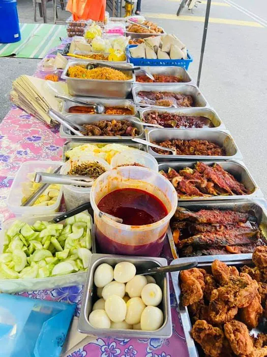 Nasi Lemak Haji Kuala Selangor Picture 5