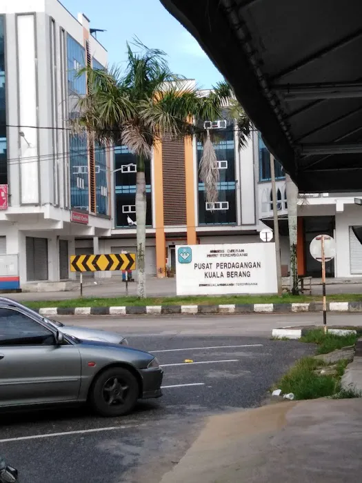 Pusat Perdagangan Kuala Berang Picture 1