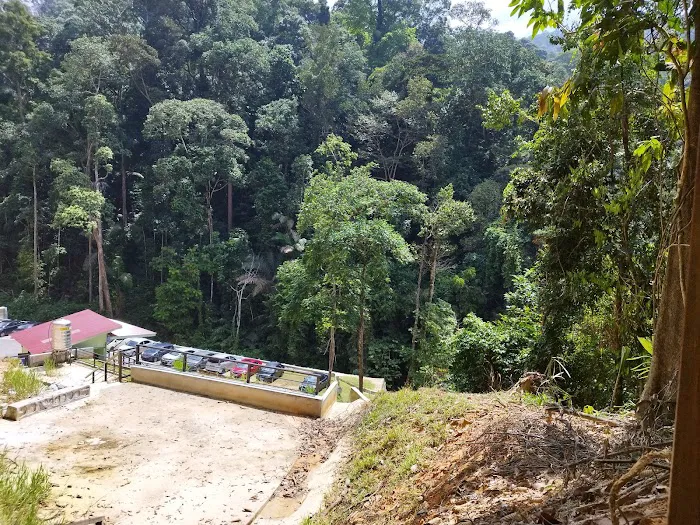 Gunung Berembun Trailhead Picture 10
