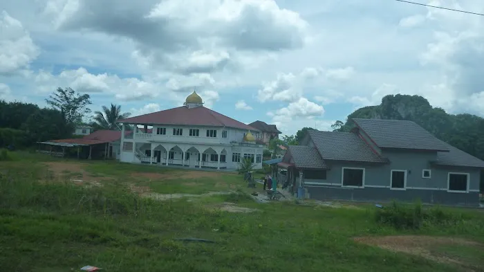 Surau Kampung Gua Layang Picture 6