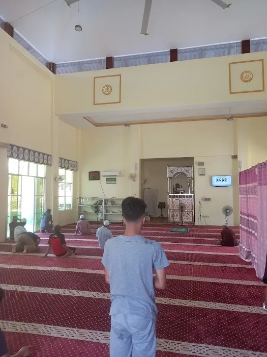 Mosque Picture 3