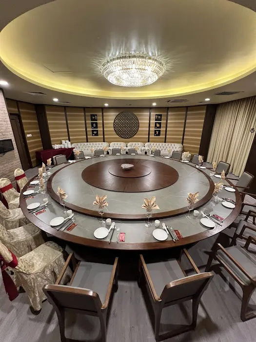 Peninsula Chinese Cuisine Restaurant Picture 1