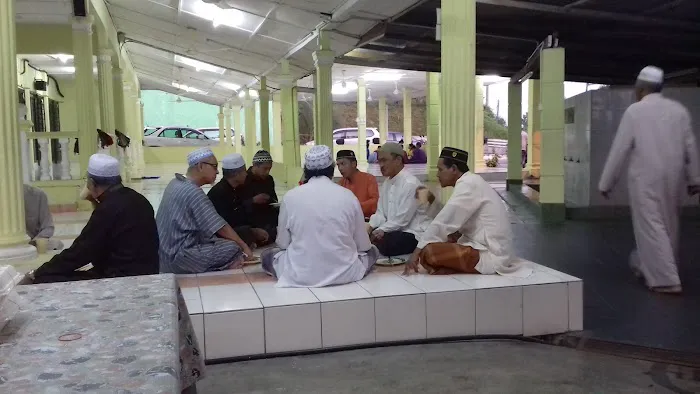 Surau Al-Hidayah Kg Sg Tangkas Picture 3