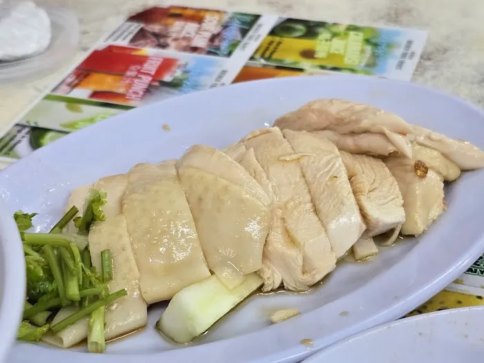 Ding Feng Chicken Rice Ho Fun & Curry Noodle Picture 1