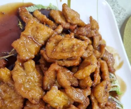 Restoran 83 • 海鲜饭店