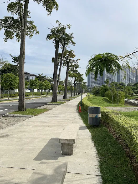 Tropicana Heights Central Park Picture 6