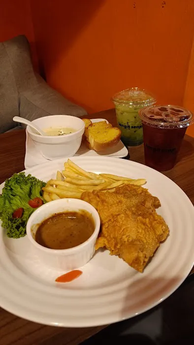 Langit Senja Cafe Picture 1