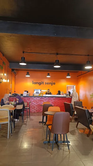Langit Senja Cafe Picture 3