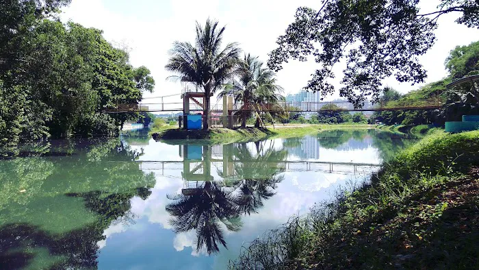 Taman Pinggiran Sungai Galing Picture 3