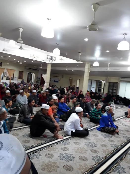 Masjid Al Ikhwan Taman LKNP Picture 4