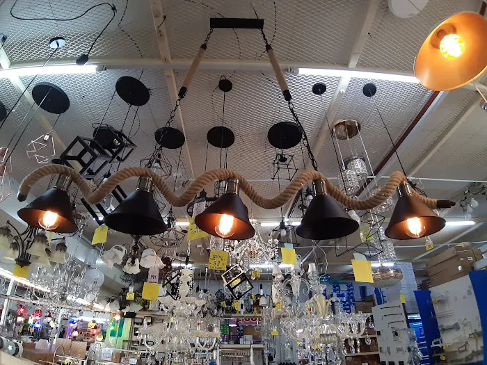 EMIX LIGHTING GM KLANG Picture 6