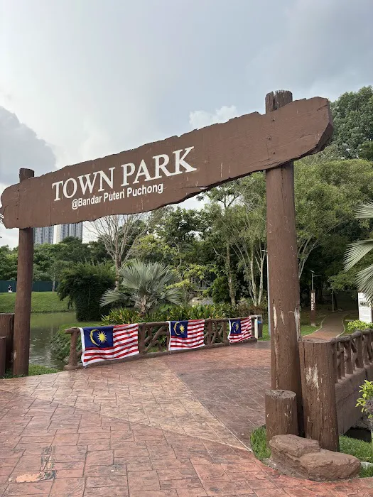 Puchong Puteri Town Park Picture 4