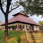 Surau Anjung Floria