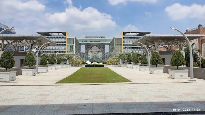 Tuanku Mizan Zainal Abidin Masjid Picture 6