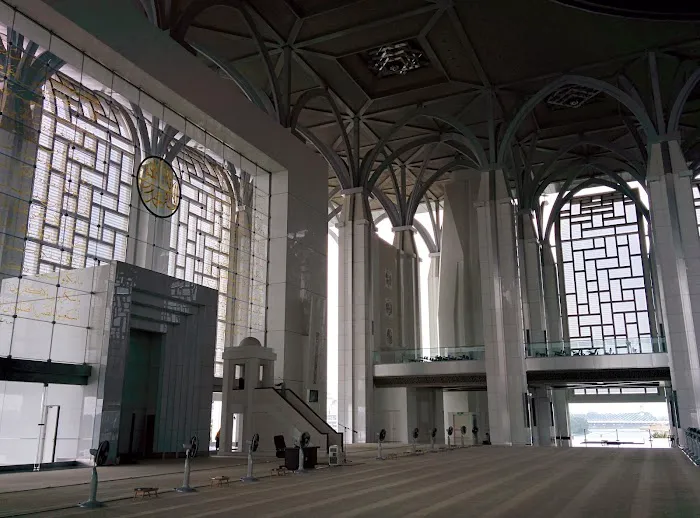Tuanku Mizan Zainal Abidin Masjid Picture 7