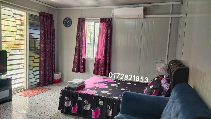 Kampung Cabinstay Picture 2