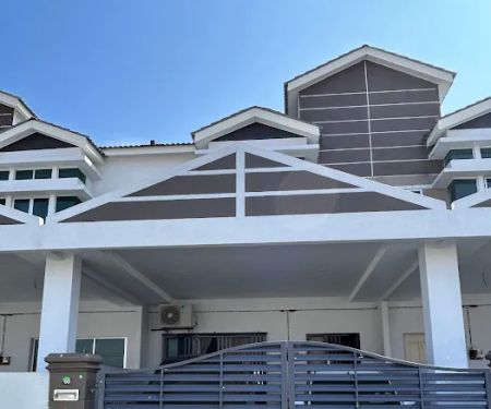 Idris Homestay
