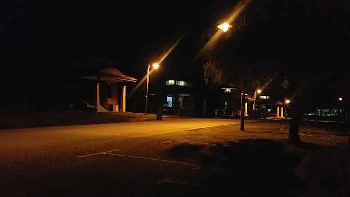 Chalet Majlis Daerah Maran Picture 10