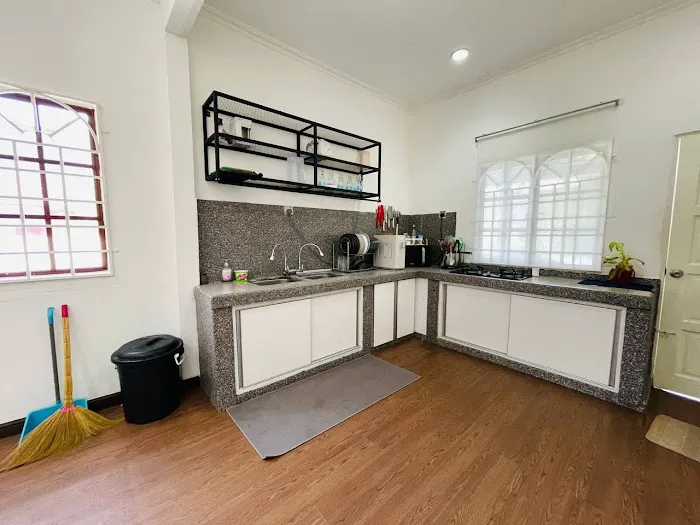 Rumah 32 - Private Staycation Picture 8