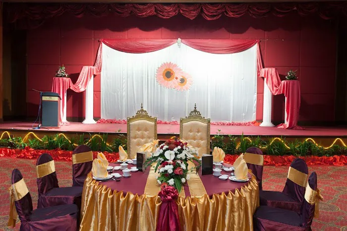 Summit Hotel USJ Picture 4