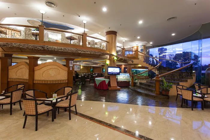 Summit Hotel USJ Picture 10
