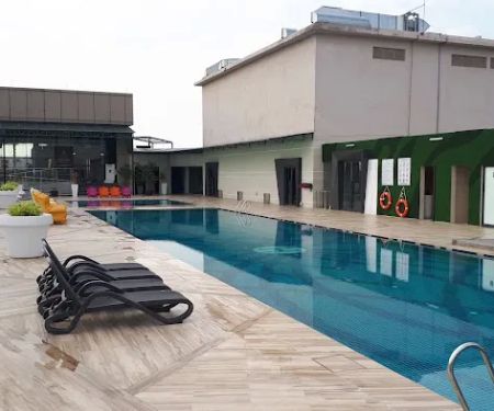 Damas Suites & Residences