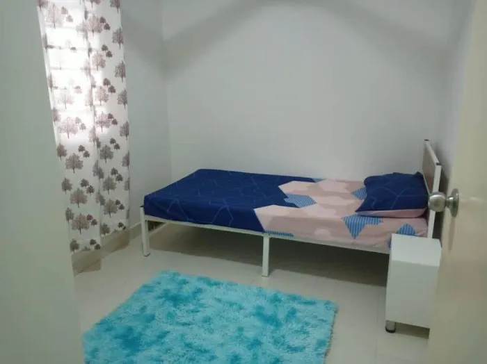 Debayu Homestay with Free Parking at Setia Alam Picture 2