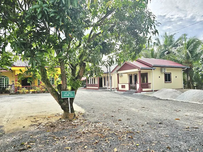 d'Cahaya Chalet Picture 4